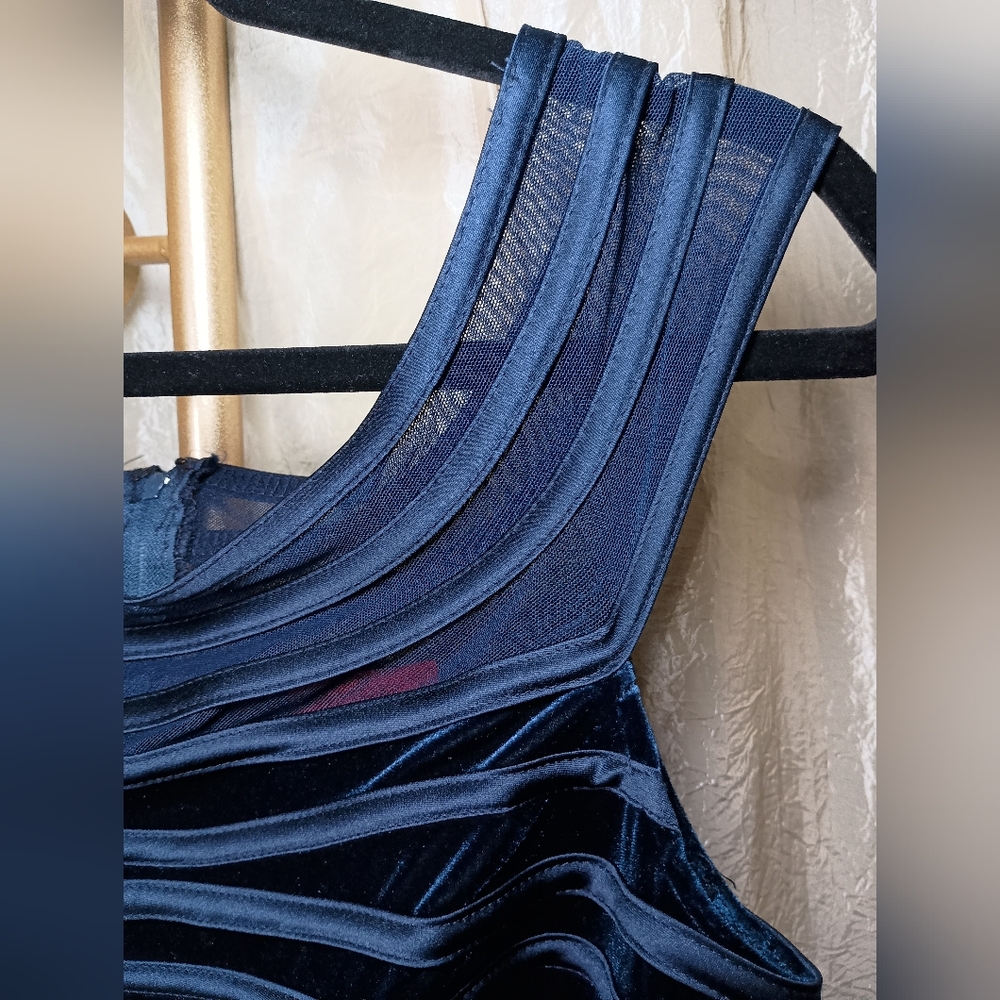 Js Collections Illusion Stripped Navy Evening Gow… - image 3